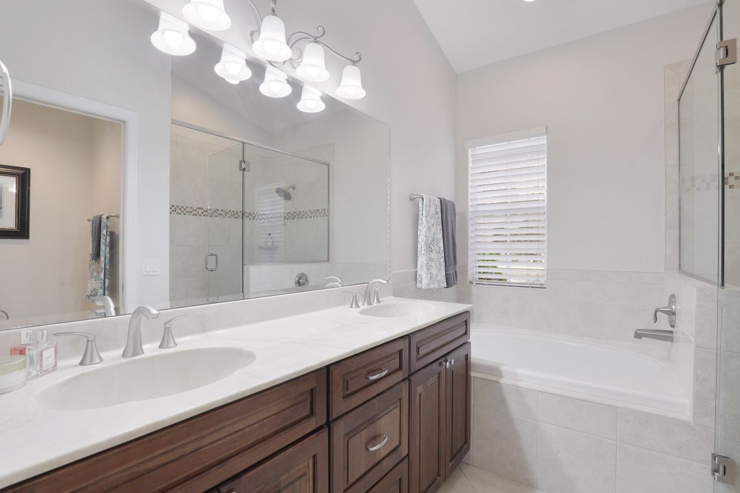 27030 Lake Harbor Ct #201, Bonita Springs, FL 34134