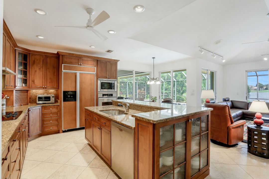 5895 Sonoma Ct, Naples, FL 34119