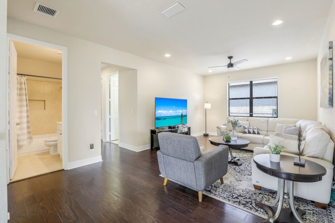 11542 Meadowrun Cir, Fort Myers, FL 33913