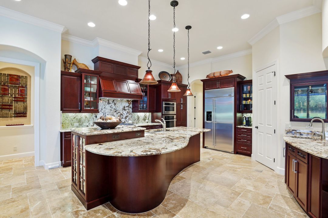 12550 Vittoria Way, Fort Myers, FL 33912