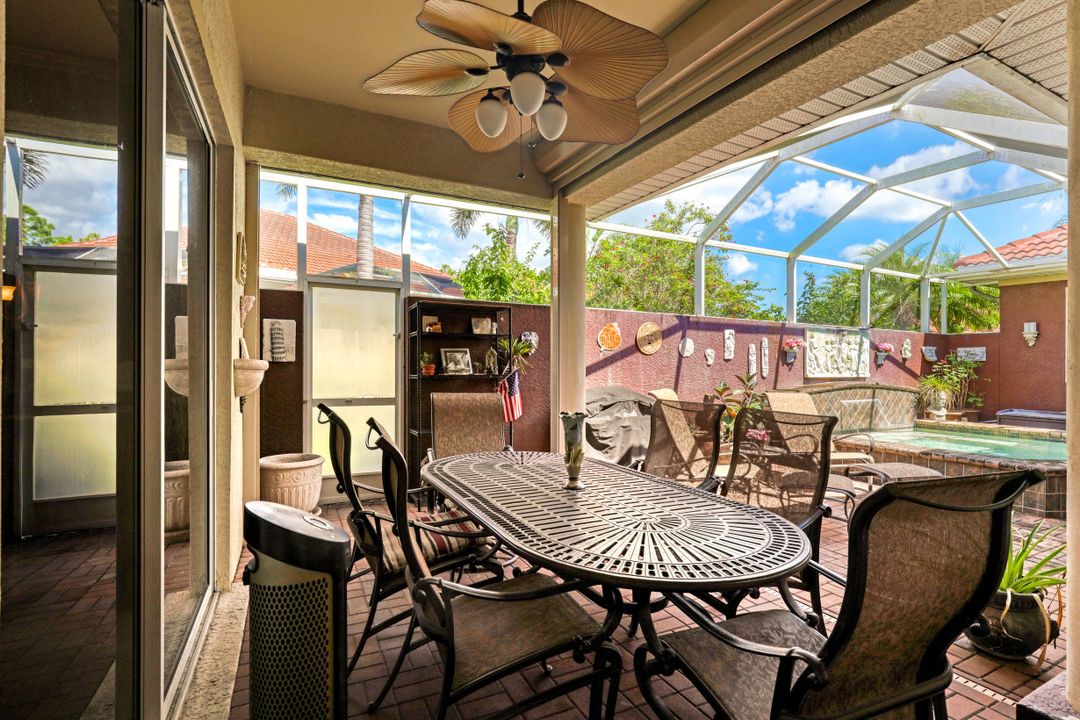 5520 Cheshire Dr, Fort Myers, FL 33912