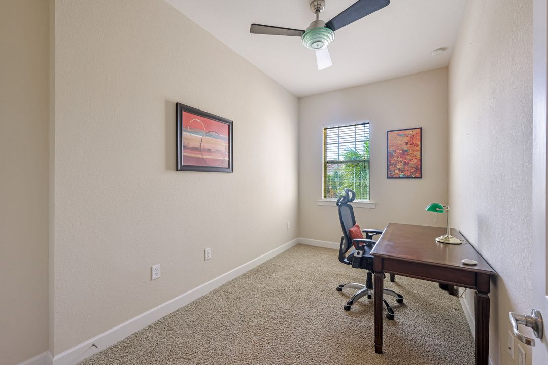 10380 Glastonbury Cir #202, Fort Myers, FL 33913