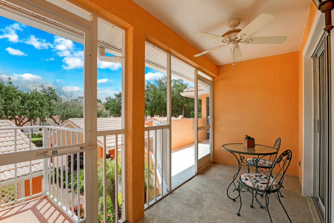 2420 Hidden Lake Dr #1006, Naples, FL 34112