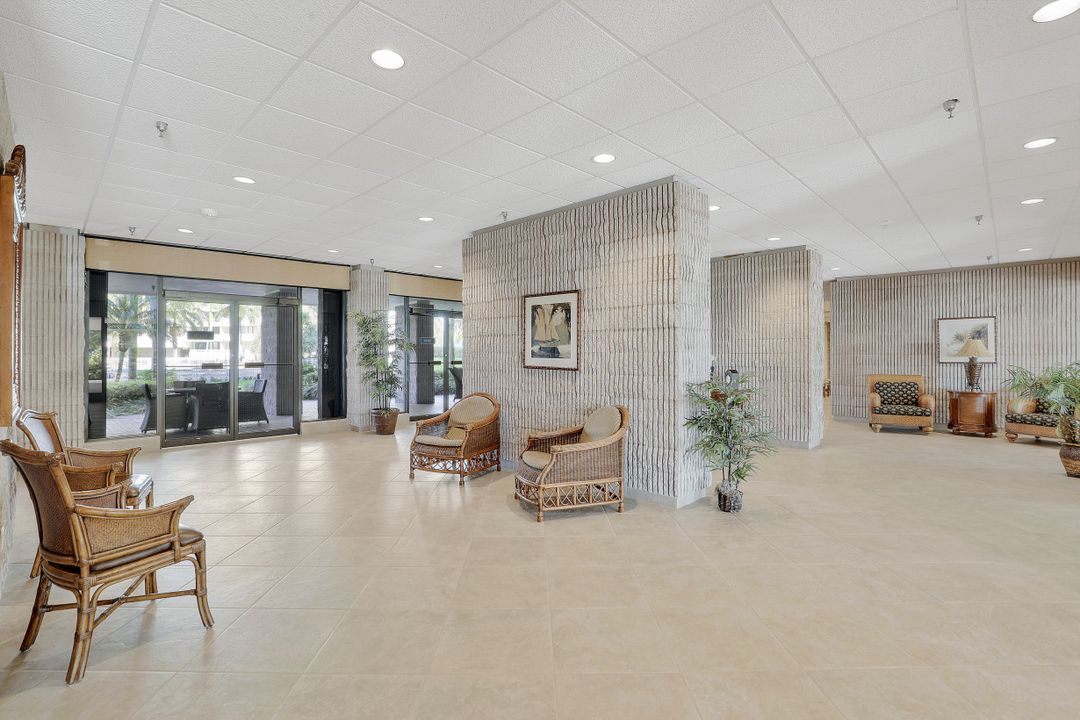 380 Seaview Ct #601, Marco Island, FL 34145