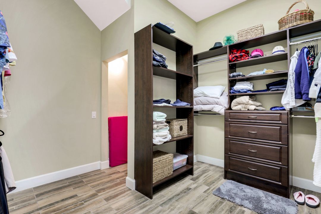 8697 Cavano St, Naples, FL 34119