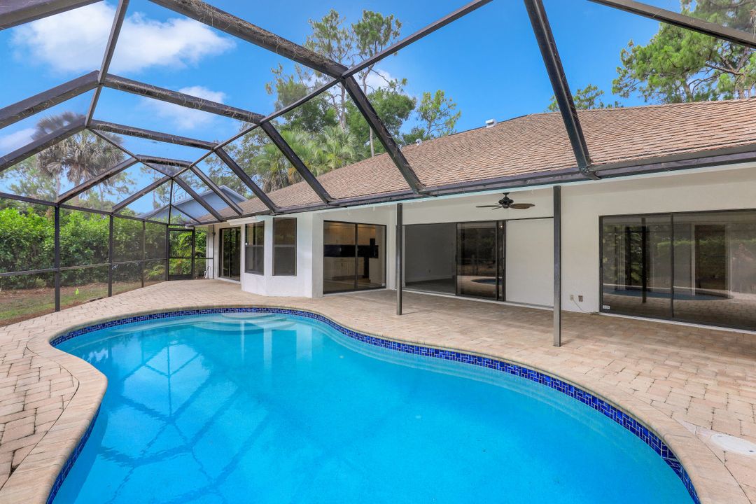 2225 Royal Ln, Naples, FL 34112