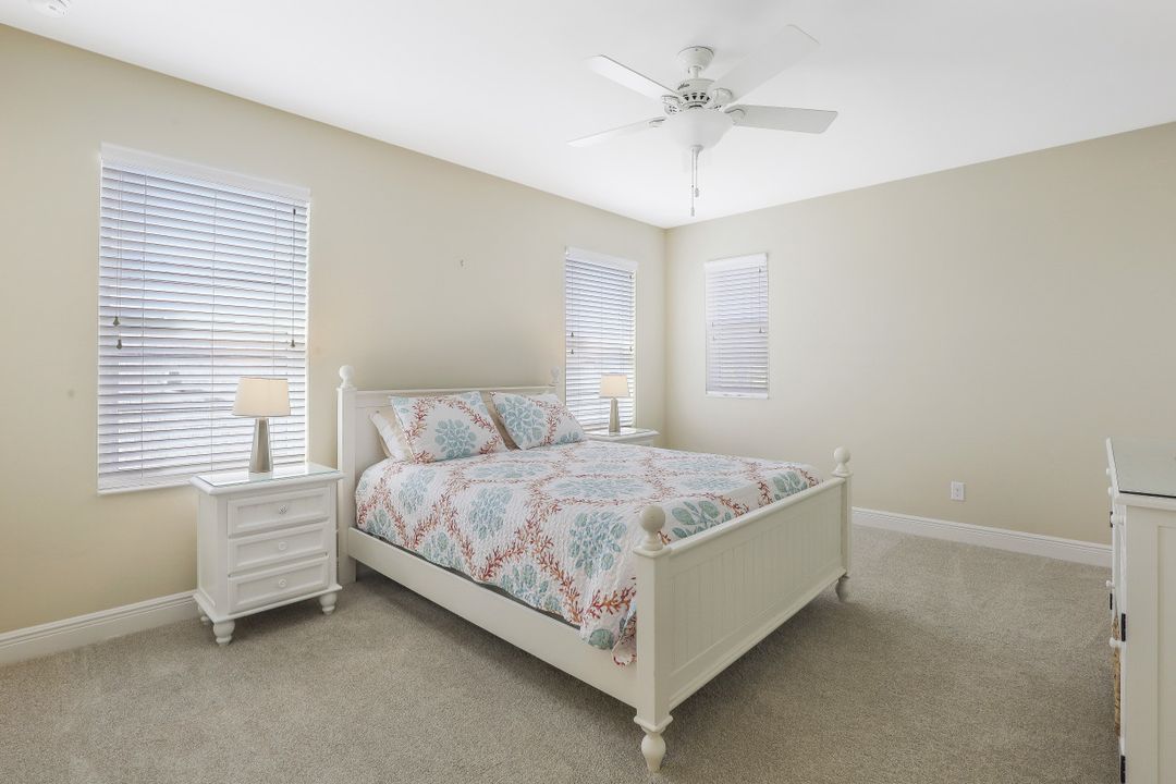 8542 Big Mangrove Dr, Fort Myers, FL 33908