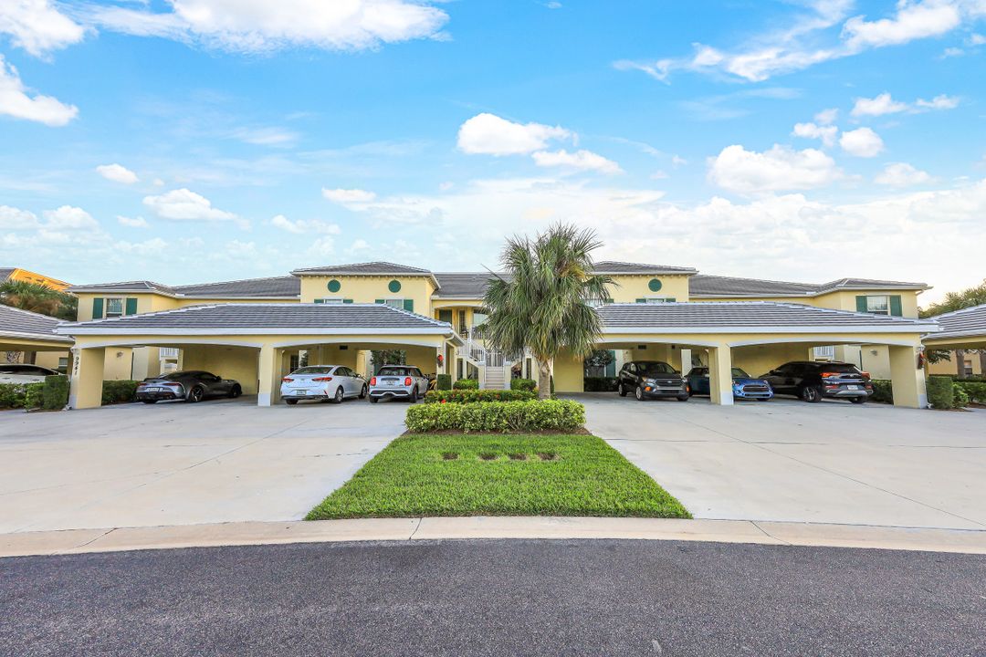 9941 Periwinkle Preserve Ln  #203, Fort Myers, FL 33919
