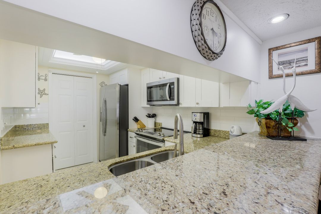 4549 SE 5th Pl #214, Cape Coral, FL 33904