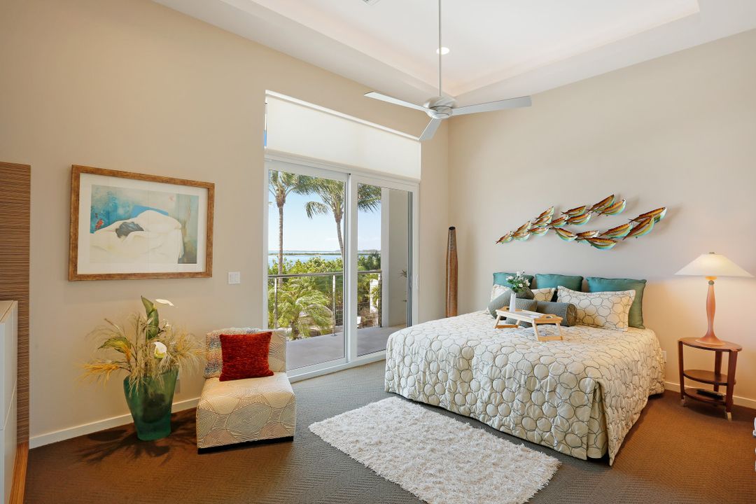 202 S Beach Dr, Marco Island, FL 34145