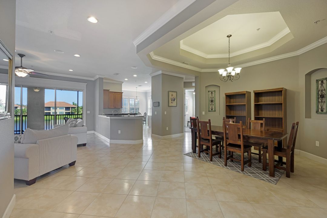 10380 Glastonbury Cir #202, Fort Myers, FL 33913