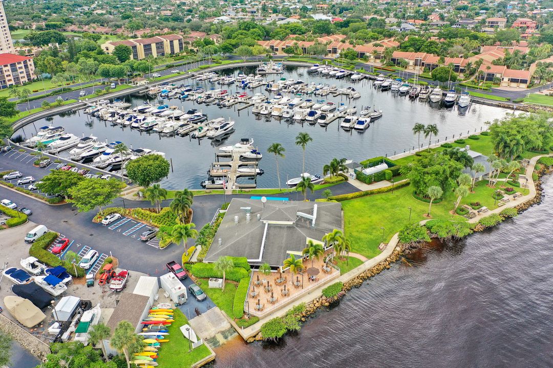 12792 Yacht Club Cir, Fort Myers, FL 33919