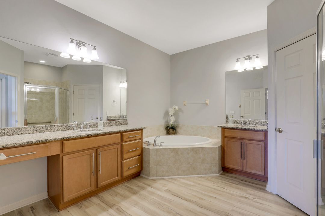 8843 Nautical Landing Cir #101, Naples, FL 34120