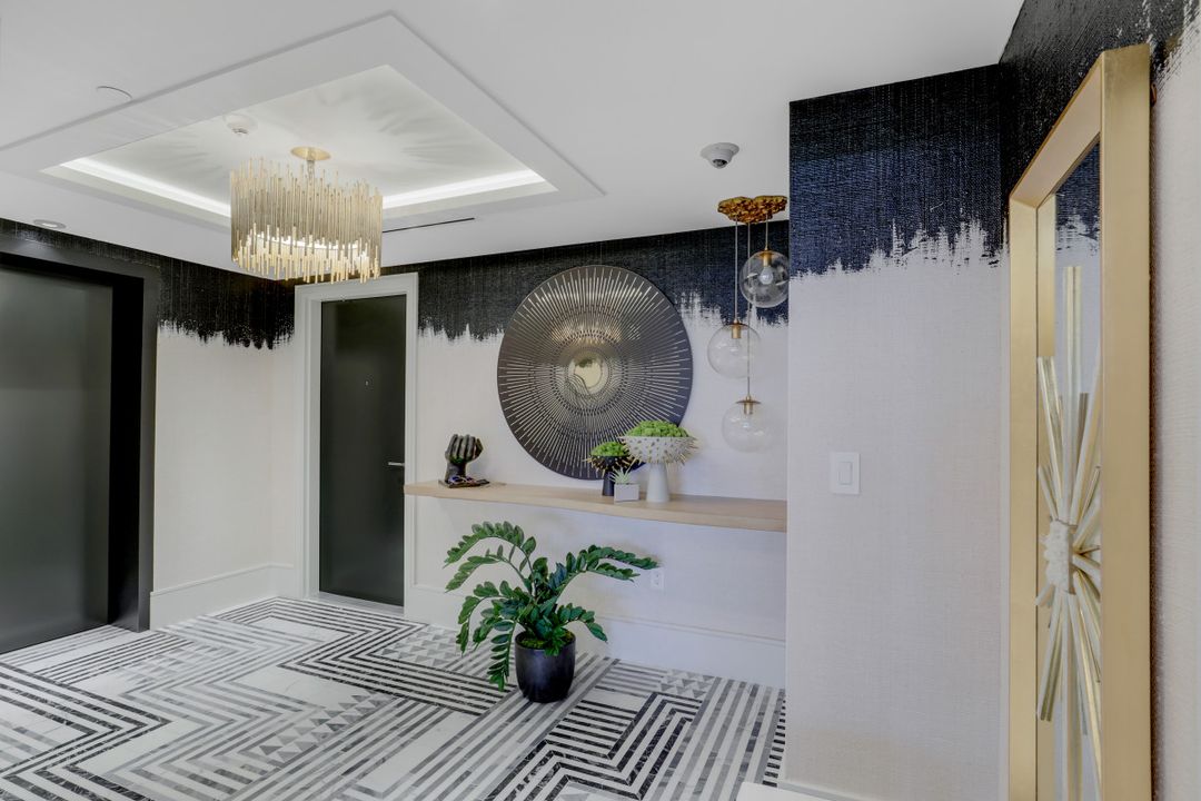 6897 Grenadier Blvd #504, Naples, FL 34108