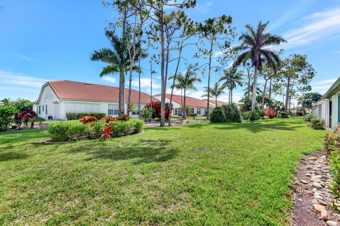 227 Melrose Pl, Naples, FL 34104