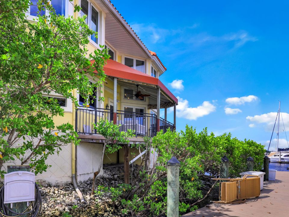 1305 Curlew Ave, Naples, FL 34102