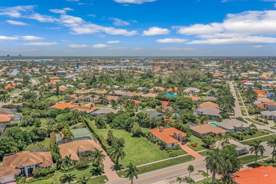 577 Kendall Dr, Marco Island, FL 34145