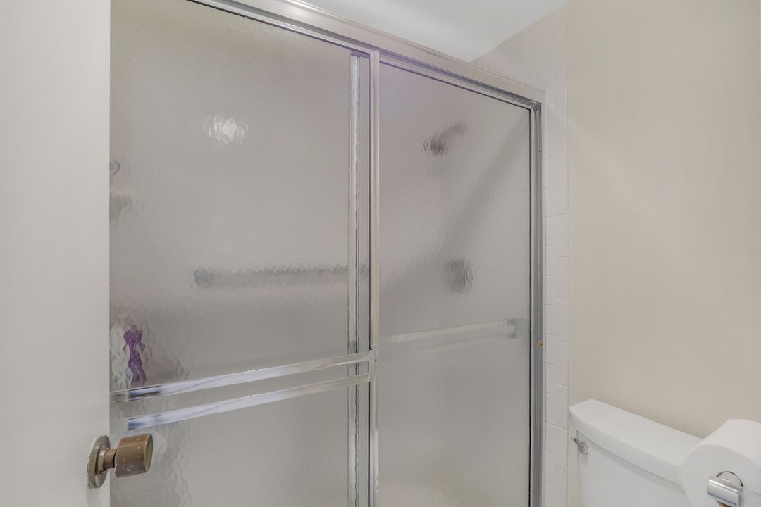 180 Seaview Ct #115, Marco Island, FL 34145