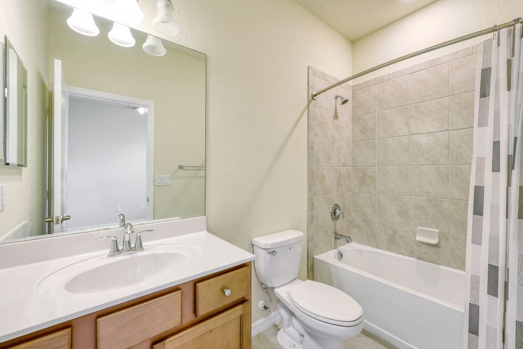 2565 Caslotti Way, Cape Coral, FL 33909