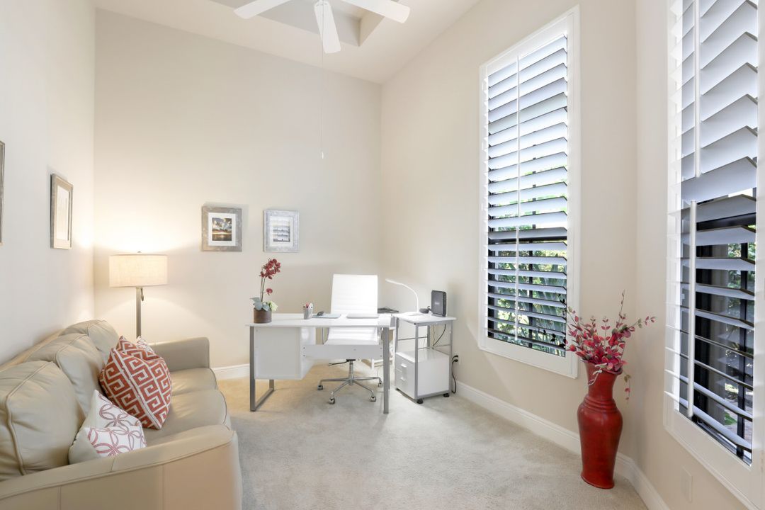 7919 Cordoba Pl, Naples, FL 34113