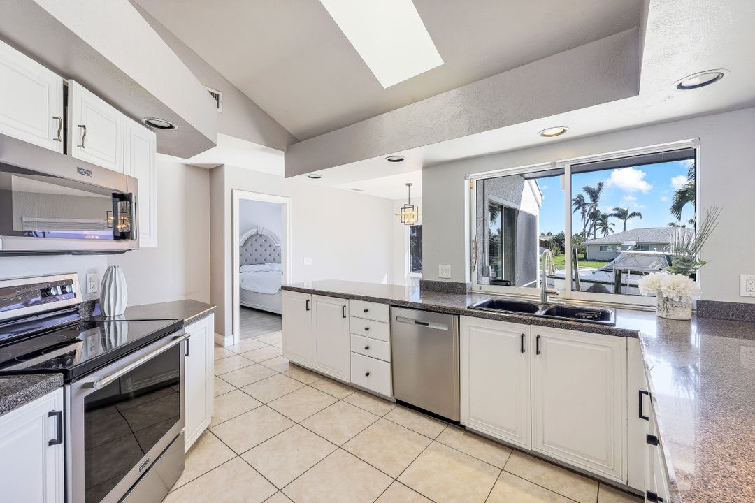 1004 Wittman Dr, Fort Myers, FL 33919