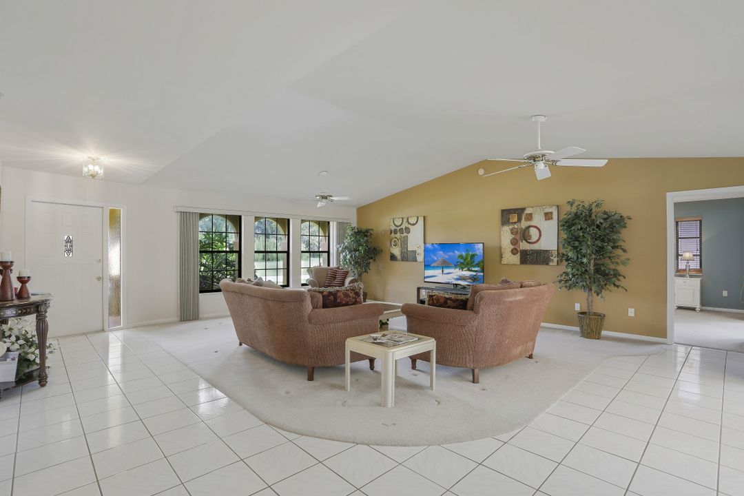 2122 SW 47th St, Cape Coral, FL 33914