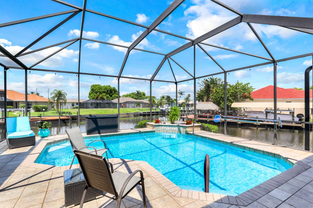 2511 SE 19th Ave, Cape Coral, FL 33904