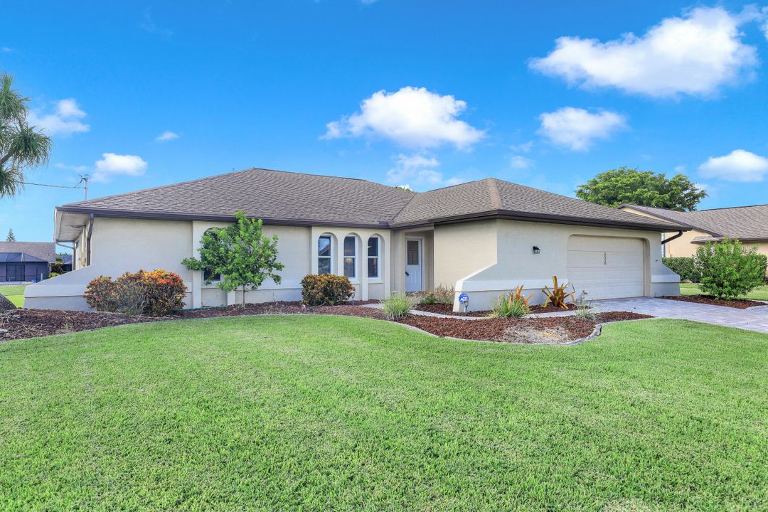 5228 SW 11th Pl, Cape Coral, FL 33914