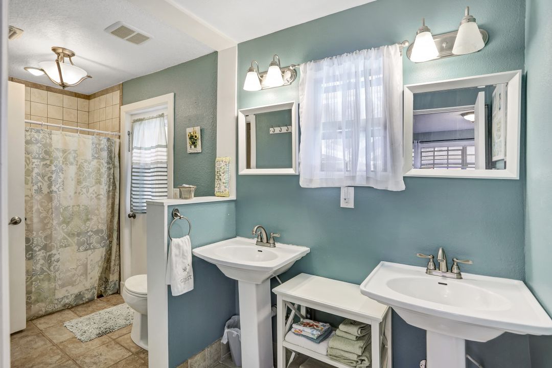 1708 Savona Pkwy, Cape Coral, FL 33904