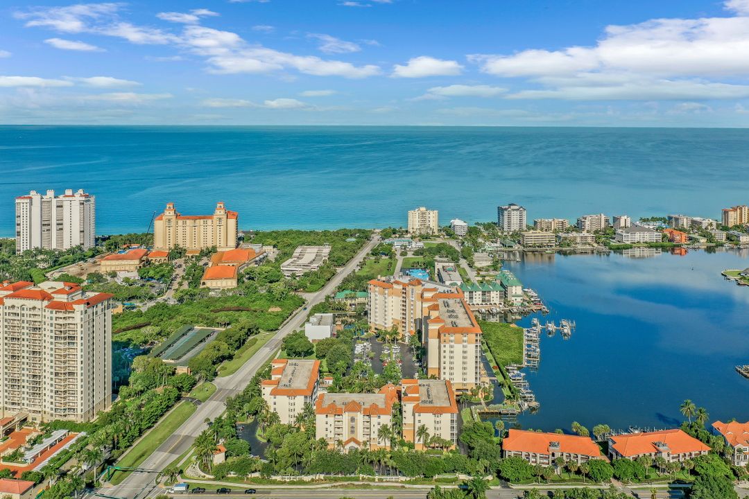 400 Flagship Dr #401, Naples, FL 34108