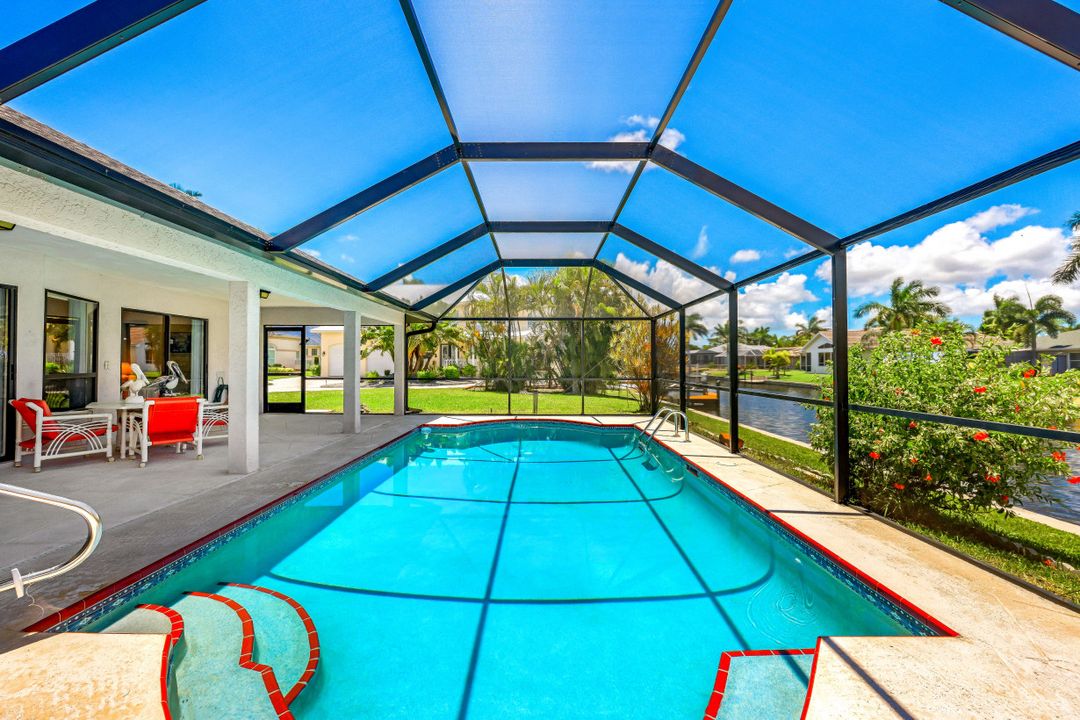 2215 SE 31st St, Cape Coral, FL 33904