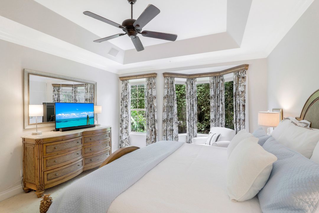 141 Colonade Cir #141, Naples, FL 34103