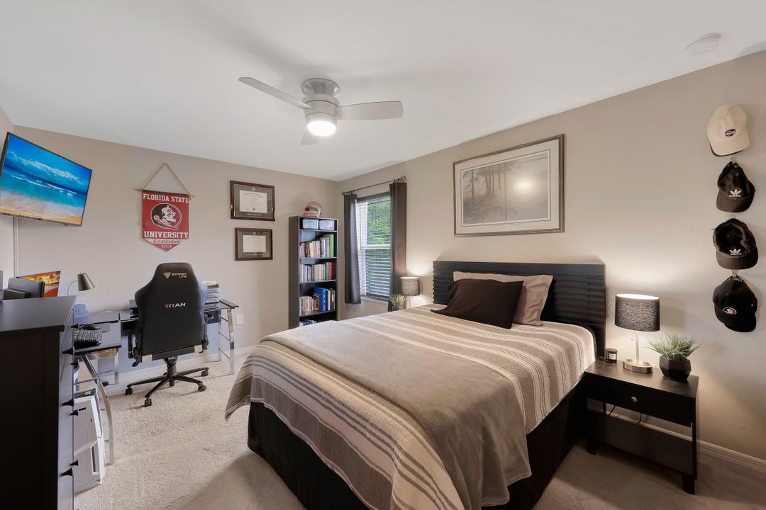 3006 SW 1st Pl, Cape Coral, FL 33914