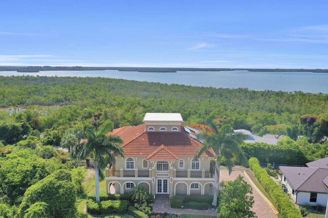 1827 Dogwood Dr, Marco Island, FL 34145