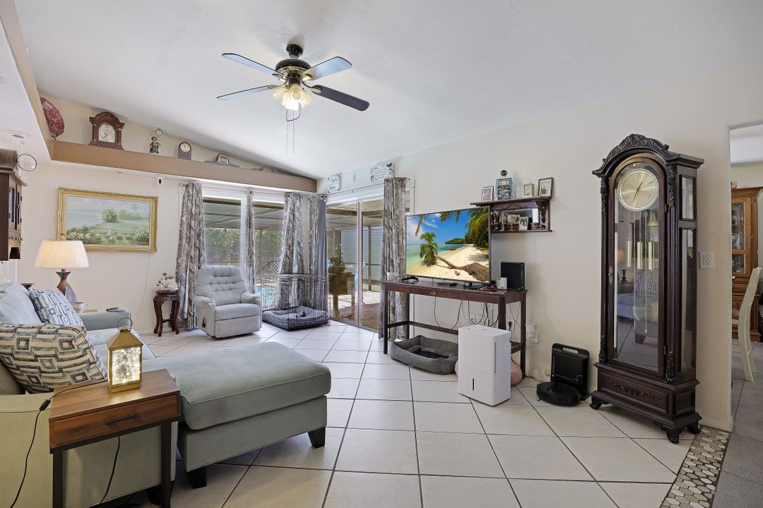 977 Hearty St, North Fort Myers, FL 33903