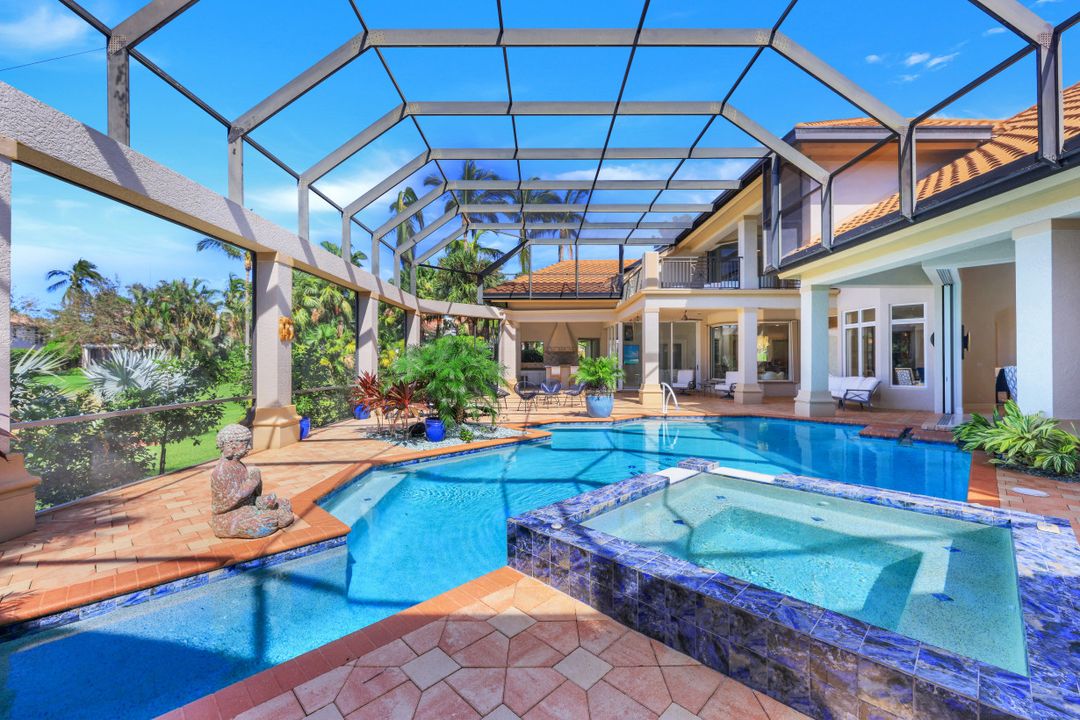 15175 Brolio Way, Naples, FL 34110