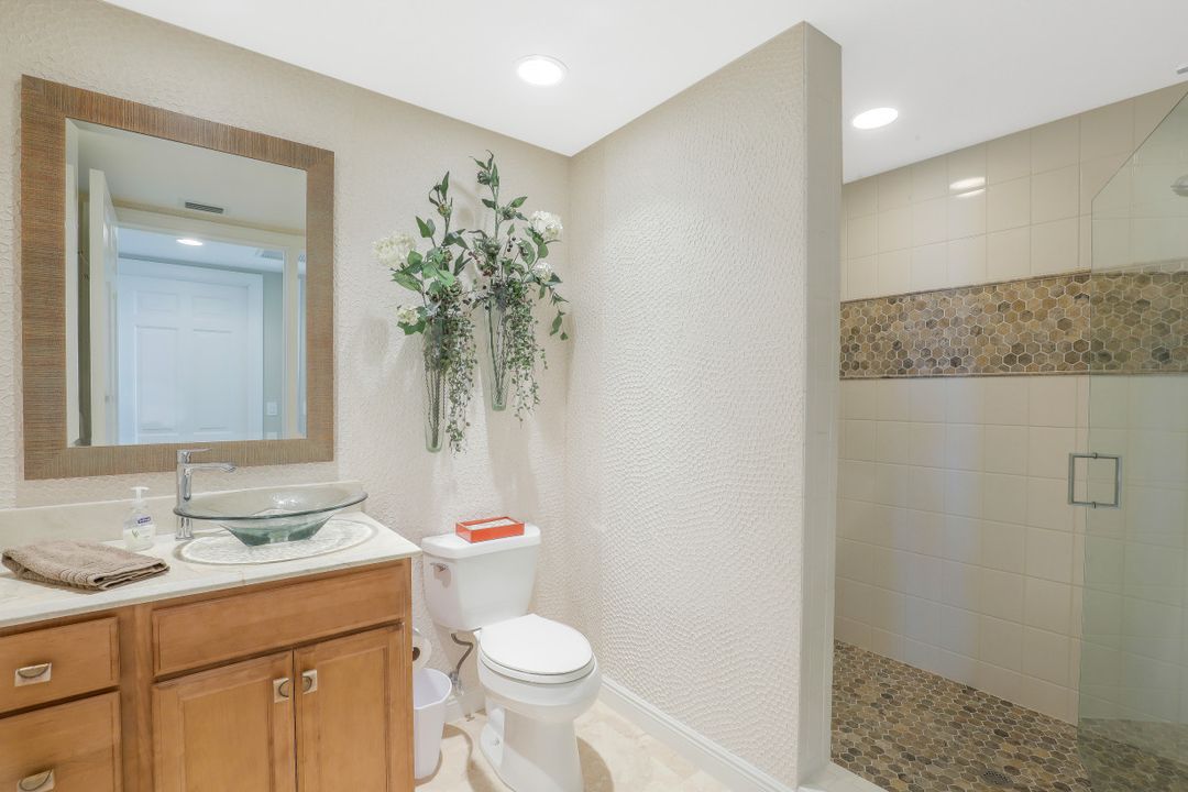 275 Indies Way #1501, Naples, FL 34110