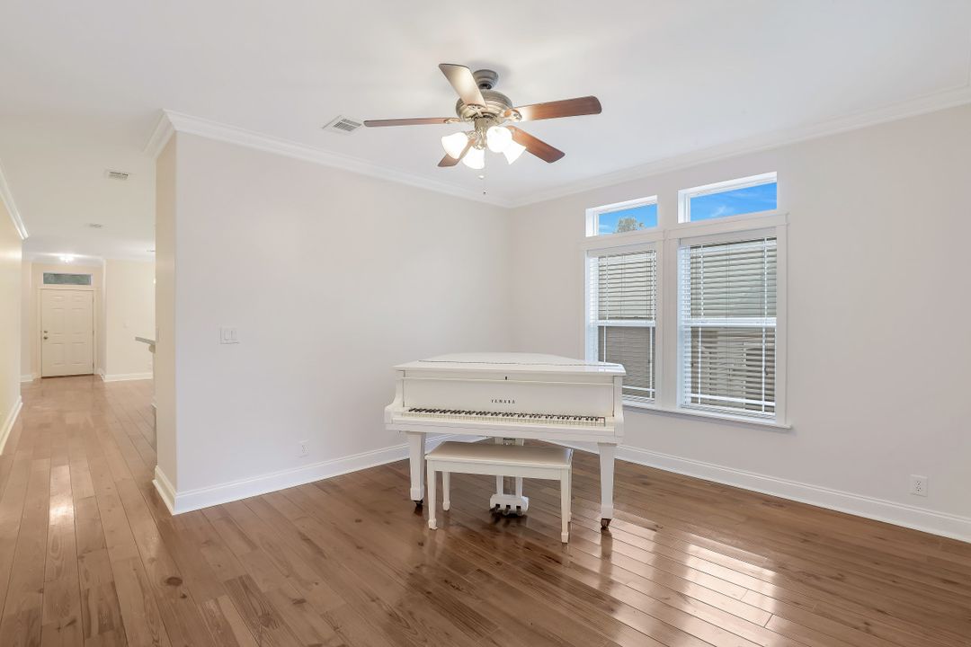 5680 Dana Rd, Fort Myers, FL 33905