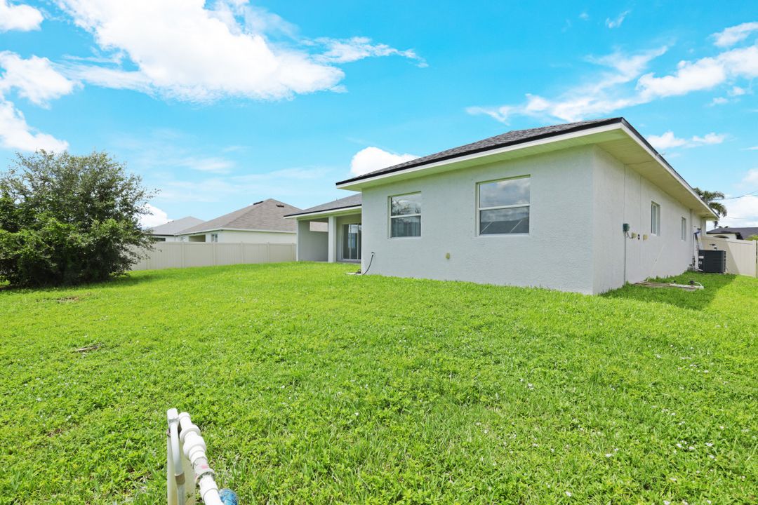 2921 SW 16th Pl, Cape Coral, FL 33914