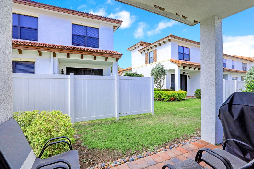 15841 Portofino Springs Blvd, Fort Myers, FL 33908