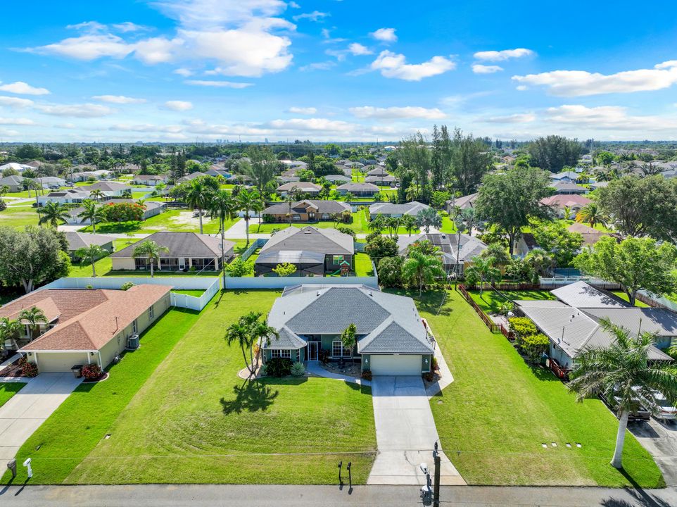 1403 SW 4th Ave, Cape Coral, FL 33991