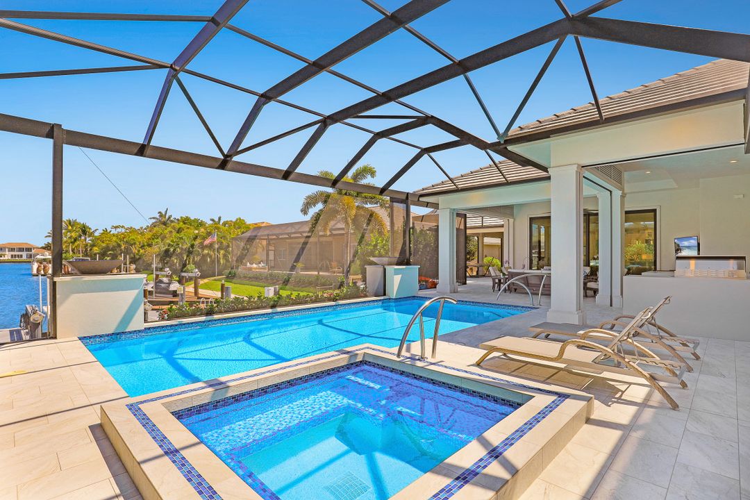 1800 Menorca Ct, Marco Island, FL 34145