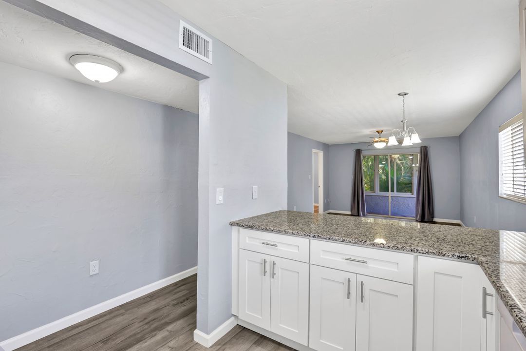 8071 Country Rd #106, Fort Myers, FL 33919