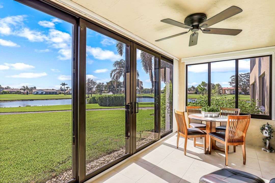 5250 Fox Hollow Dr APT 510, Naples, FL 34104