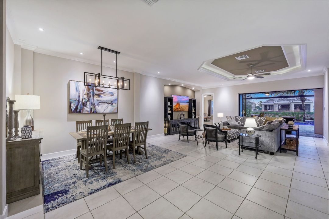 3274 Belon Ln, Naples, FL 34114