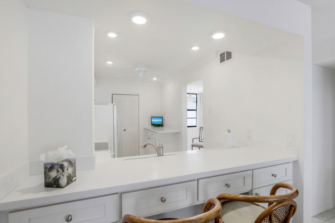 651 Seaview Ct #B-508, Marco Island, FL 34145