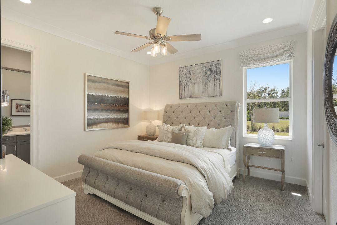 6035 Plana Cays Dr, Naples, FL 34113