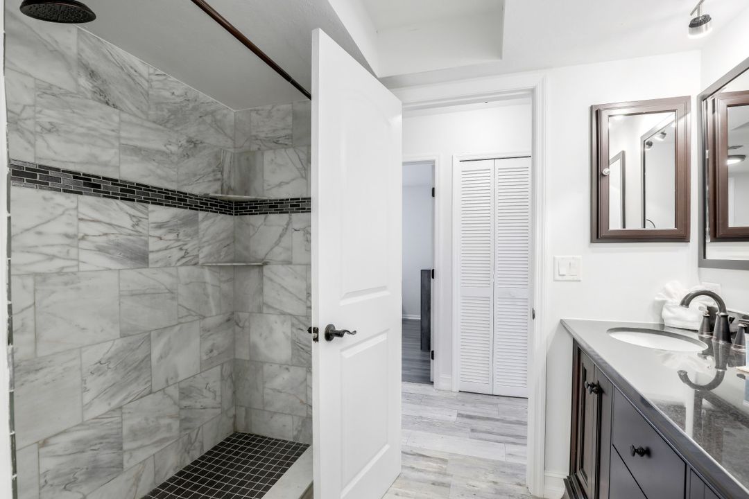 432 Mohawk Pkwy, Cape Coral, FL 33914