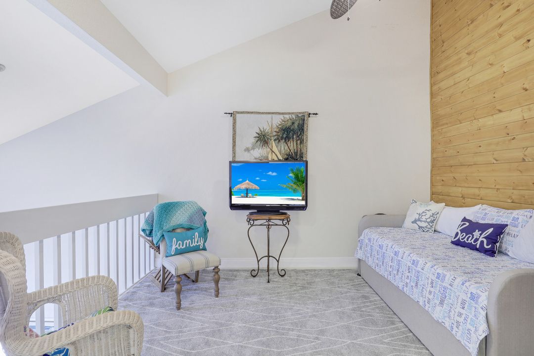 55 Emerald Woods Dr #C 11, Naples, FL 34108