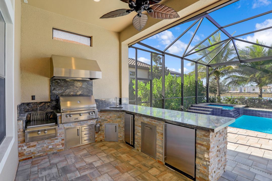 3341 Fanny Bay Ln, Naples, FL 34114